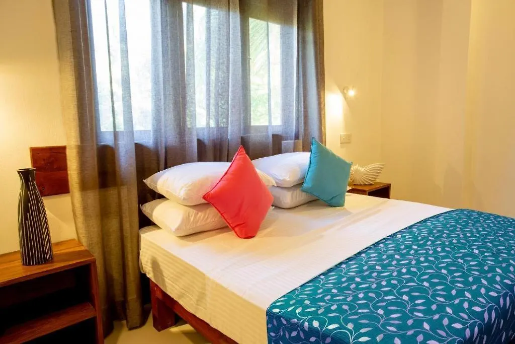 Thisara Luxury Villas 尼甘布 0*,  斯里兰卡
